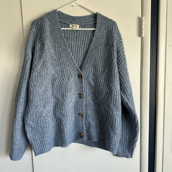 Style & Co. Light Gray Knit Sweater - Picture 4 of 5